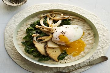 Miso porridge with a poached egg and mushrooms