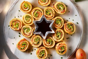  Salmon, pea and avocado egg rolls